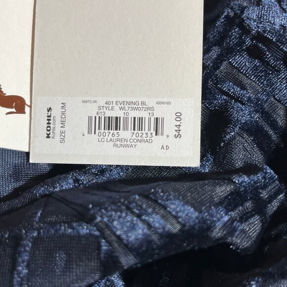 LC Lauren Conrad Runway Blouse Womens Medium Navy Blue Plaid‎ Sheer Bell Sleeve - Picture 6 of 10